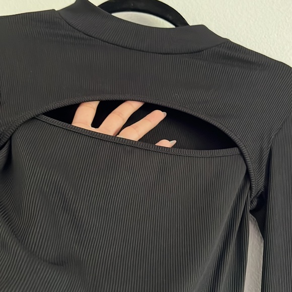 NWOT Ribbed top - Picture 2 of 3